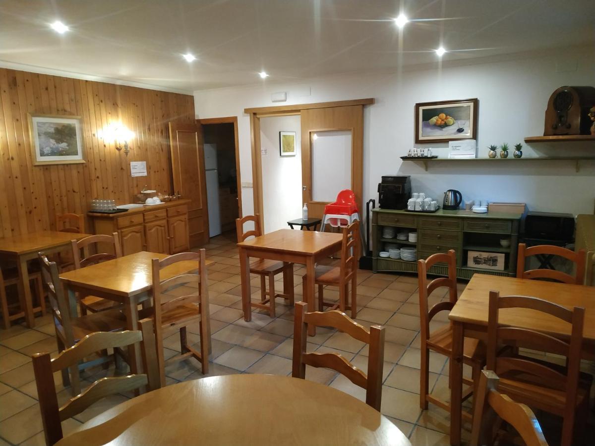 Hostal Cal Mestre Vilallonga de Ter Εξωτερικό φωτογραφία
